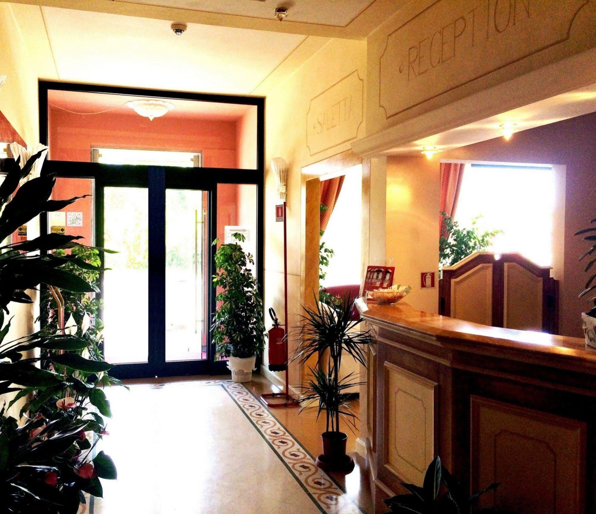 Hotel Sextum Bientina Exterior foto